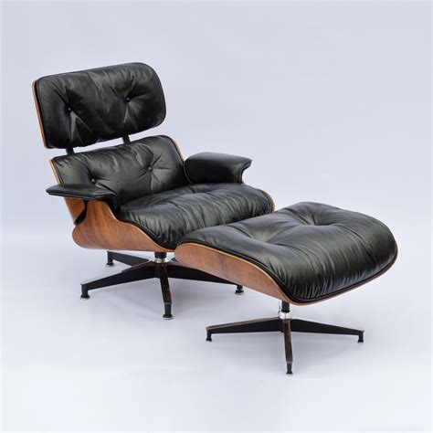 eames ottoman chair